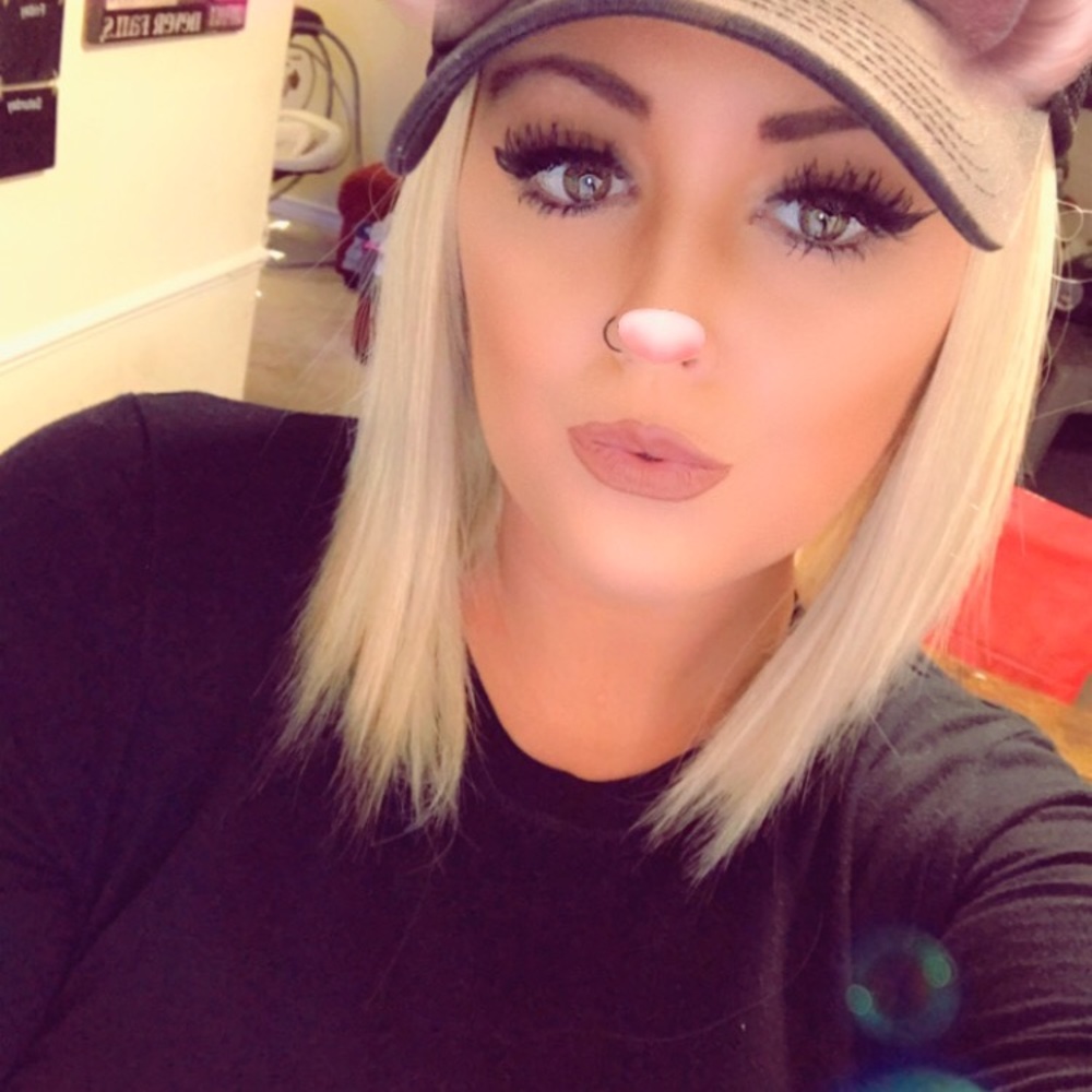 Meet your Posher, Jennifer